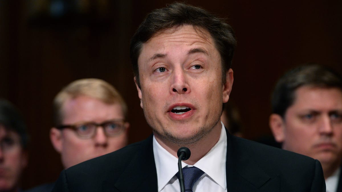 Elon Musk Sounds the Alarm About Ukraine thumbnail