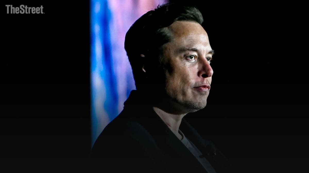 Elon Musk Sends a Defiant Message to His Enemies