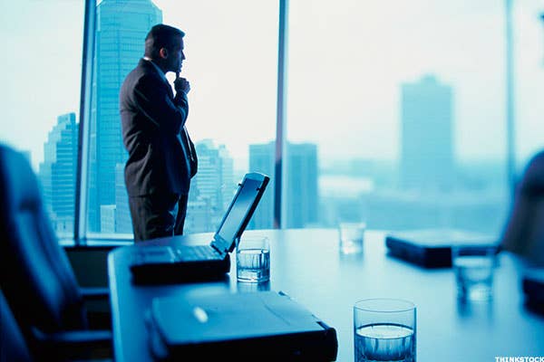 Only One In Office Top Things to Do When You're the Only One in the Office - TheStreet