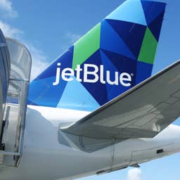 JetBlue cautiously steps into the world of child-free flights