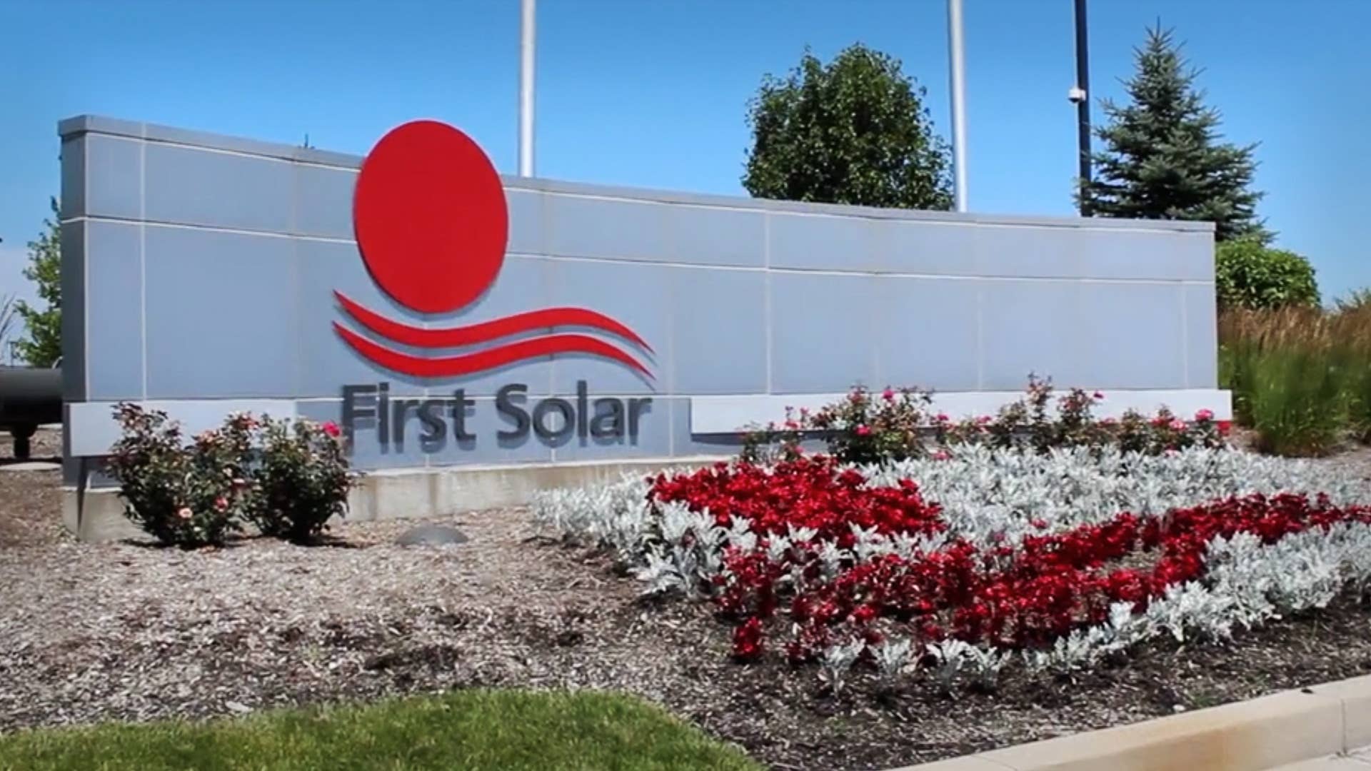 First Solar Offices Analysts revise First Solar stock price target on AI angle - TheStreet