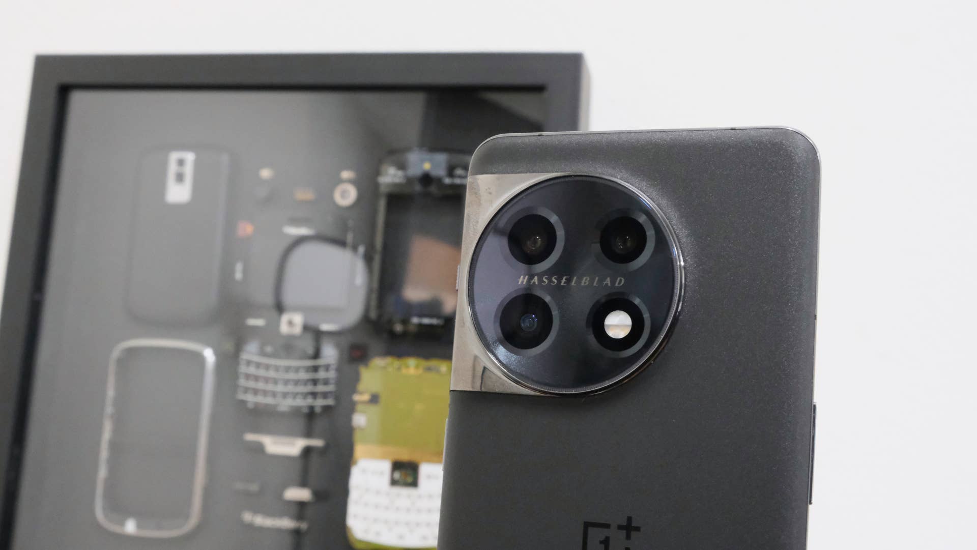 OnePlus 11 5G Review: Just How Good Is This $699 Smartphone 