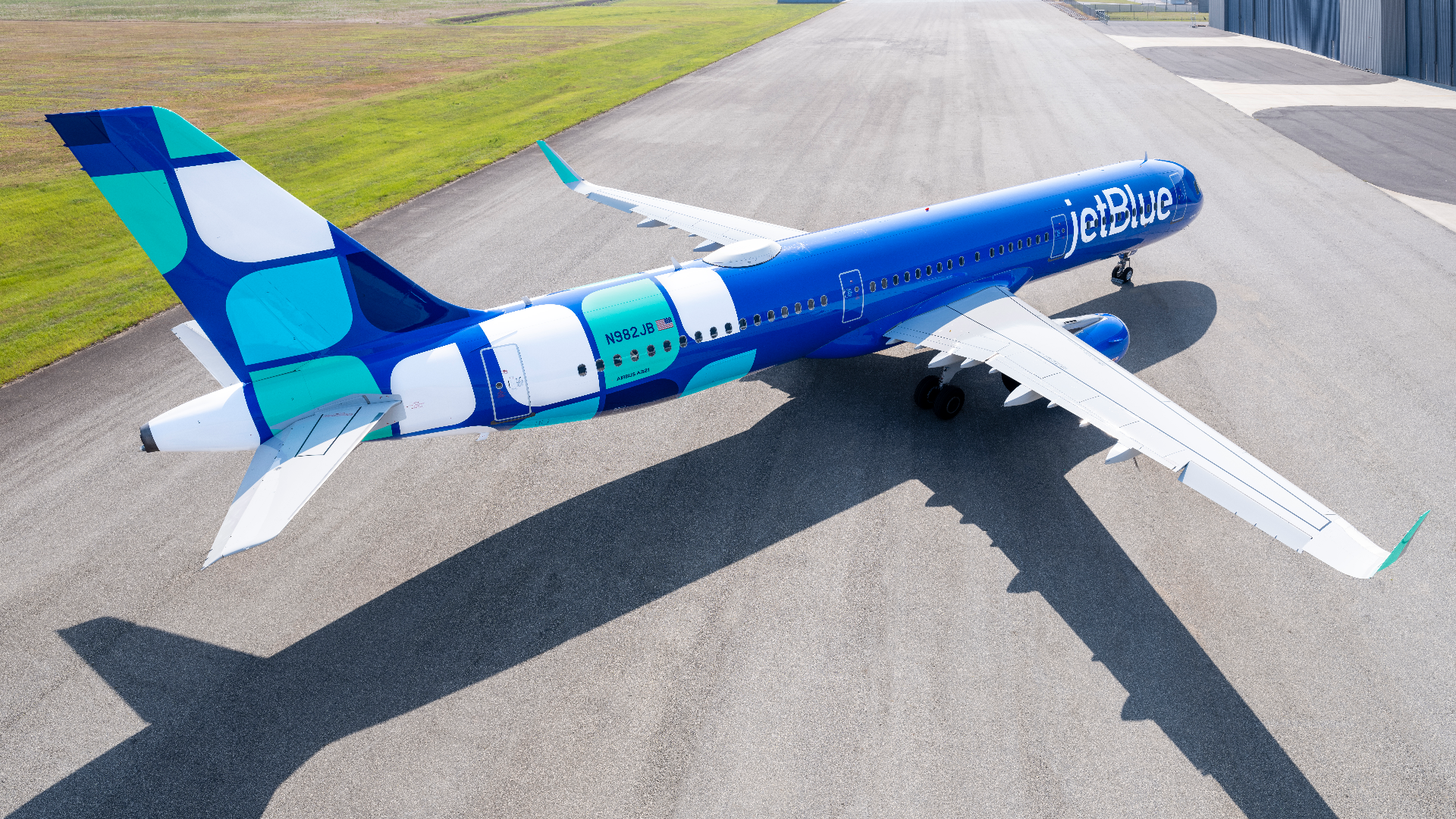 JetBlue has a customer service problem hiding in plain sight - TheStreet