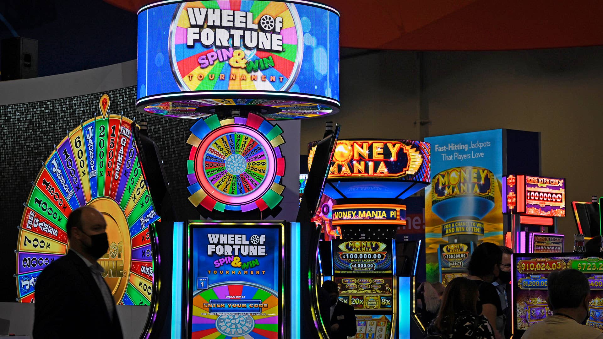 wheel-of-fortune-slot-machines2.jpg?profile=w2560&x=0&y=0