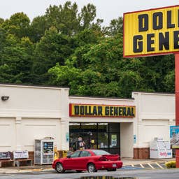 Dollar General sees shift in how customers are spending