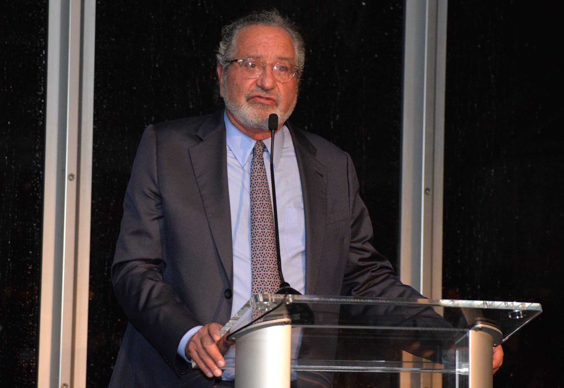 5 high-profile hedge fund founders & their political affiliations