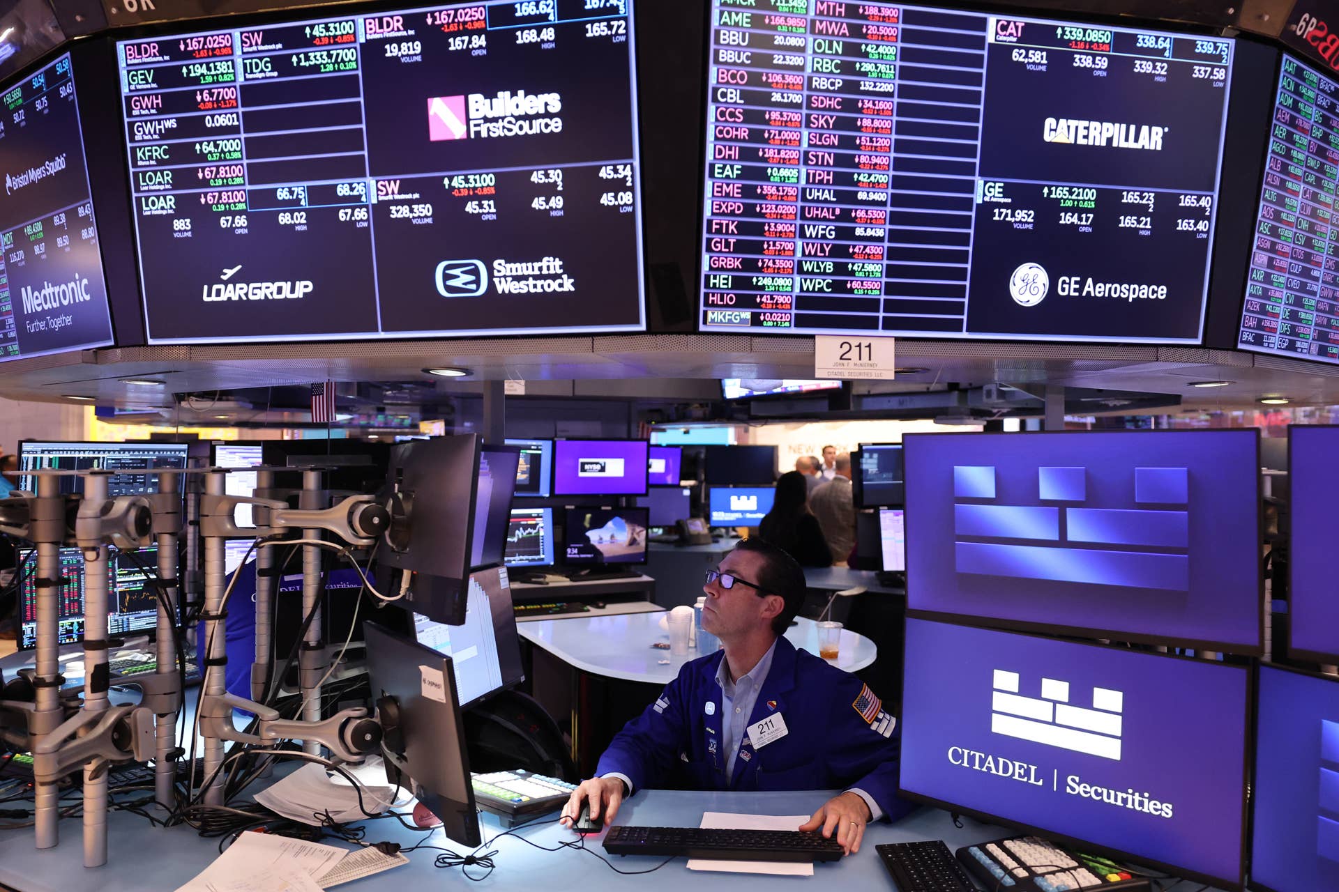 Veteran trader says keep this stock in your portfolio in 2025 - TheStreet