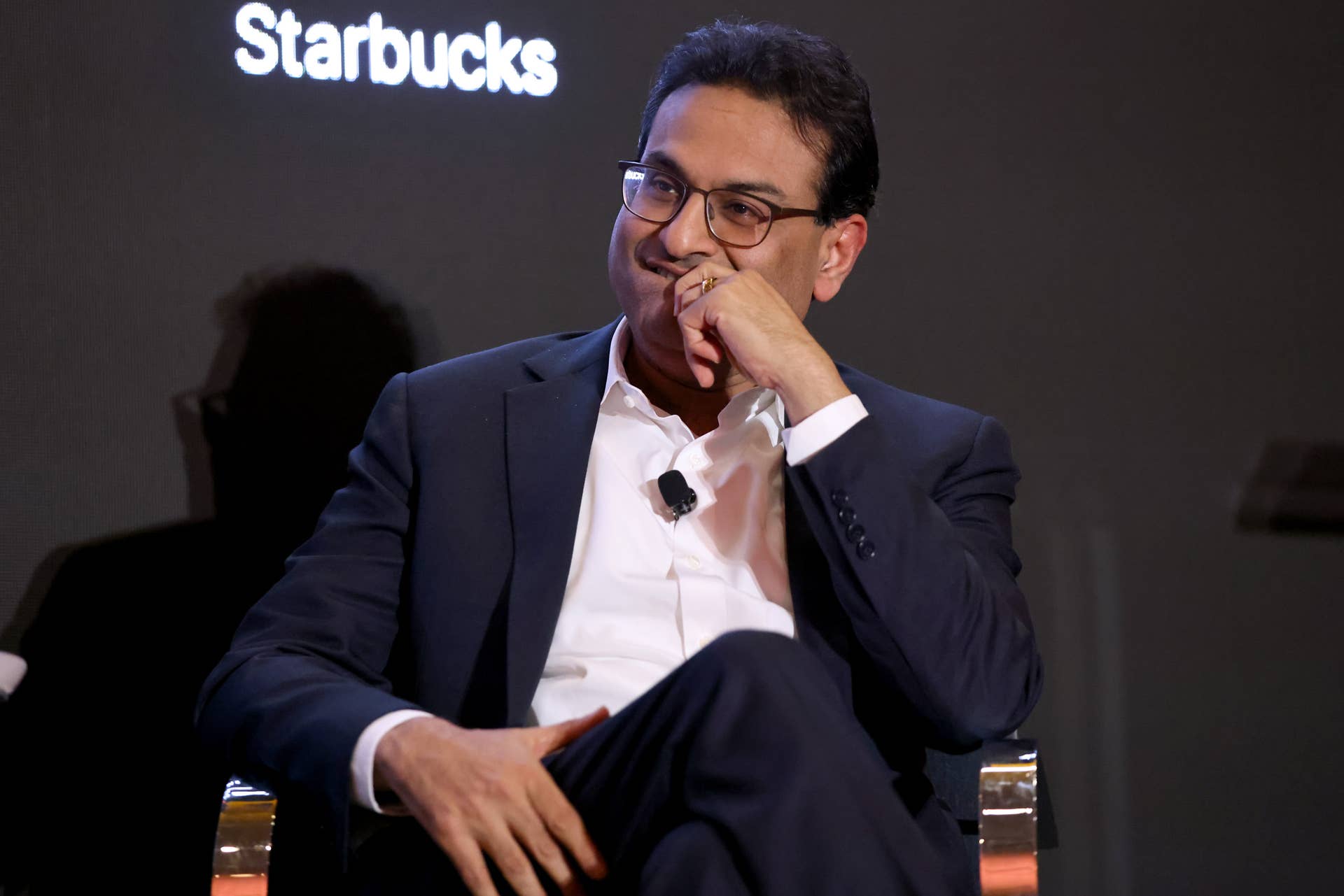 Ex-Starbucks exec delivers blunt advice to coffee giant - TheStreet