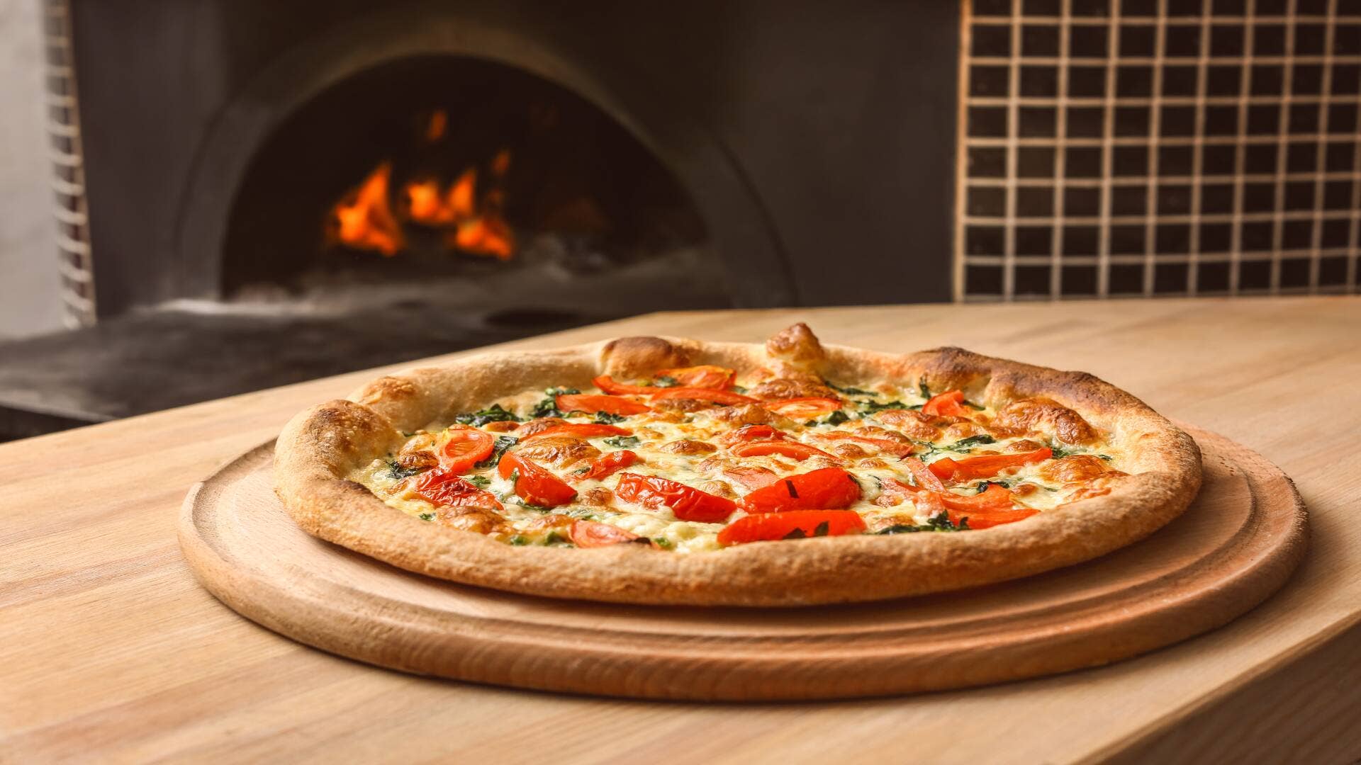 Another popular pizza dining chain files Chapter 11 bankruptcy - TheStreet