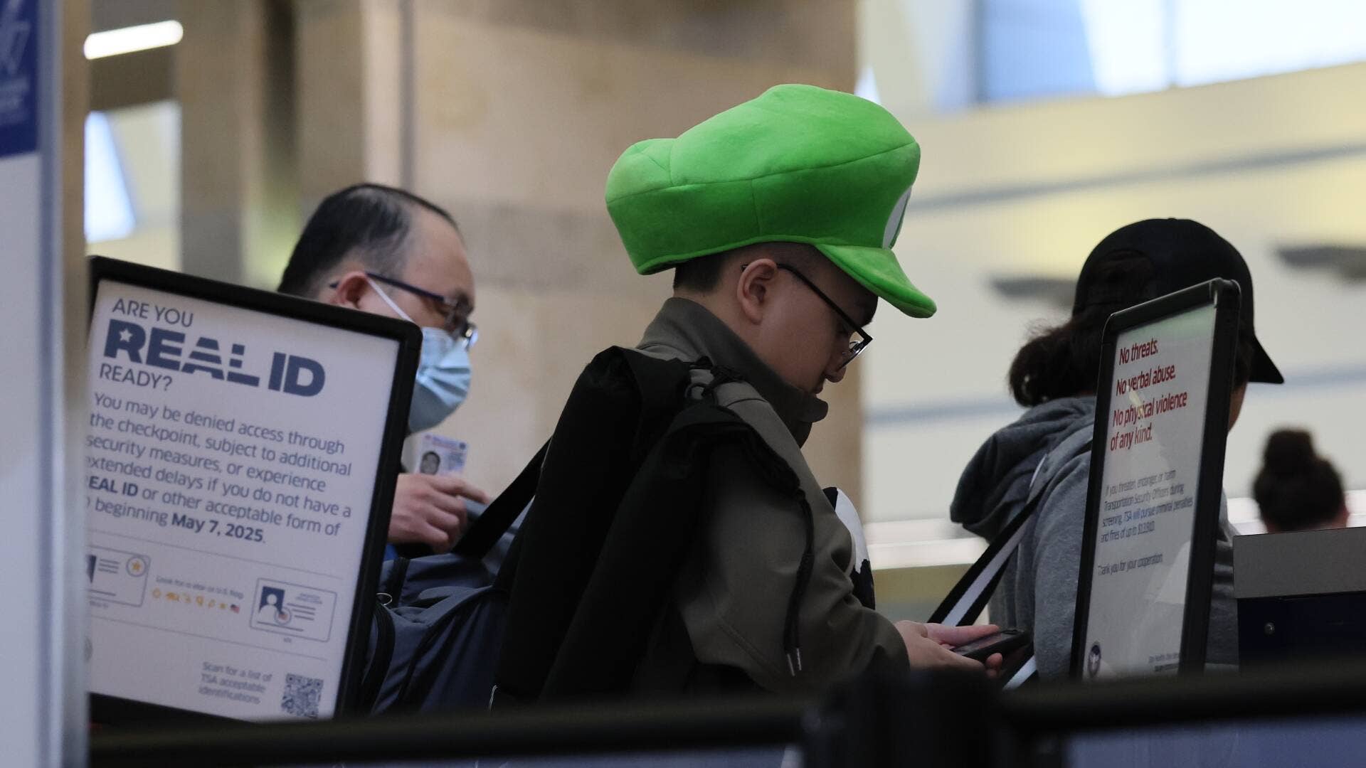 TSA gets serious on REAL ID rules and enforcement - TheStreet