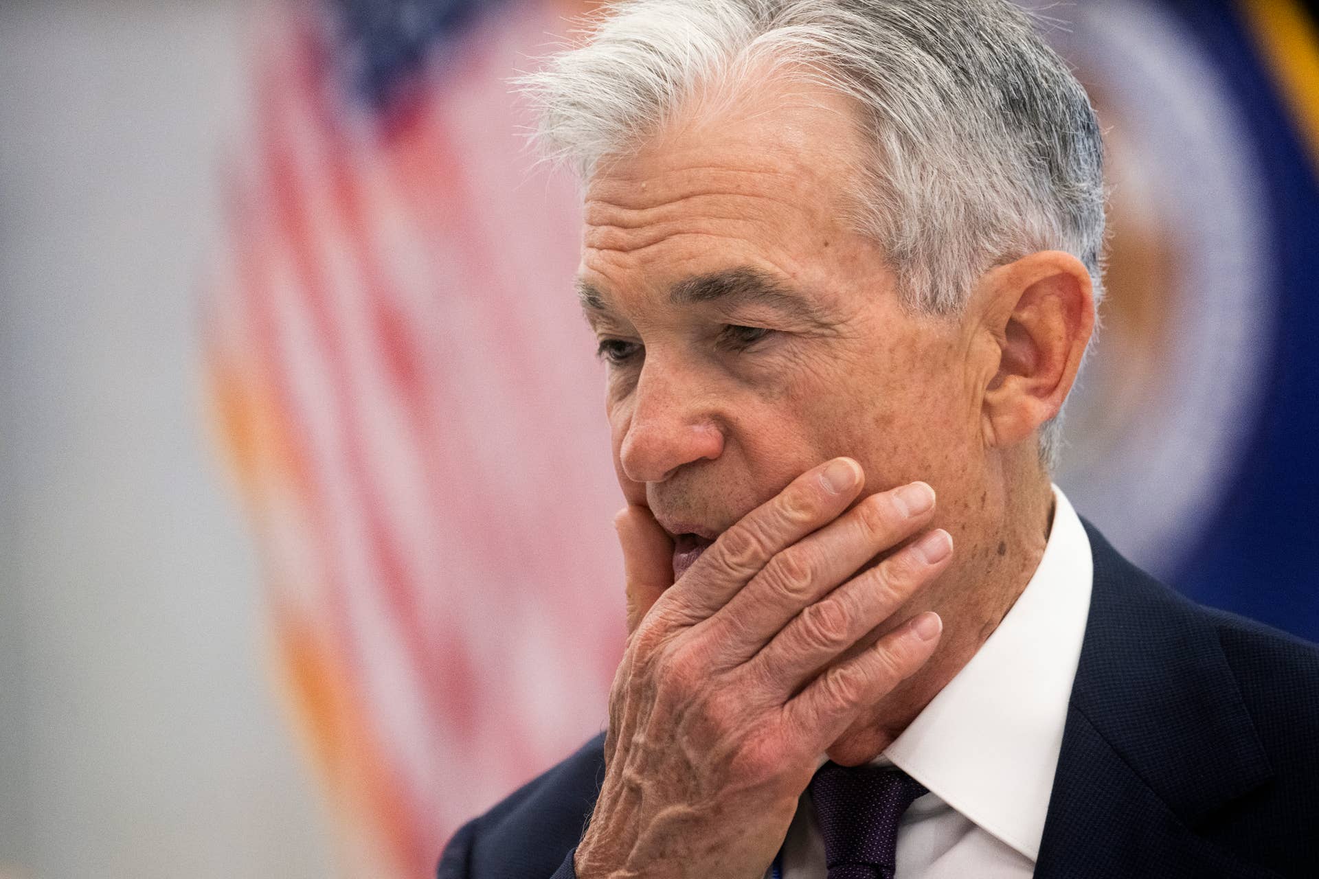 Legendary fund manager sends blunt 3-word message on economy - TheStreet