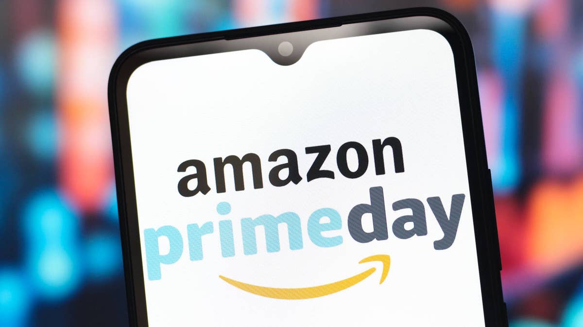 Shark is selling a $250 air purifier for $160 during the last hours of Amazon Prime Day