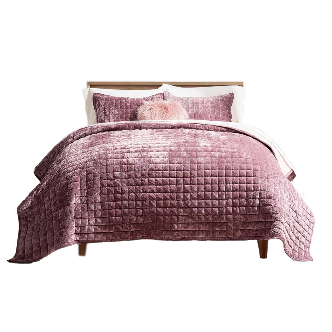 Amazon is selling a $130 luxury velvet quilt set for $76 - TheStreet