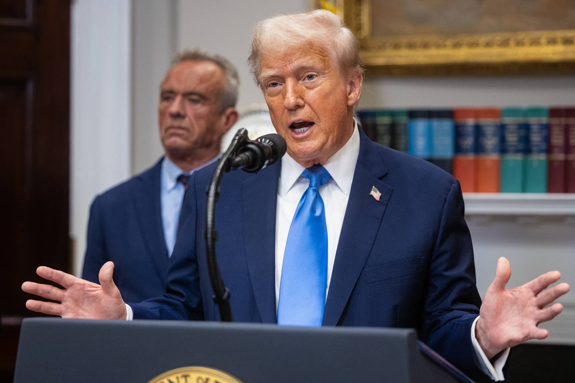 Tylenol trust crisis: Trump, RFK Jr. and Texas lawsuits slam Kenvue ...