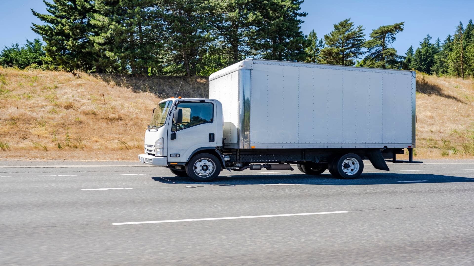 Trucking industry hit with another Chapter 11 after brutal year - TheStreet