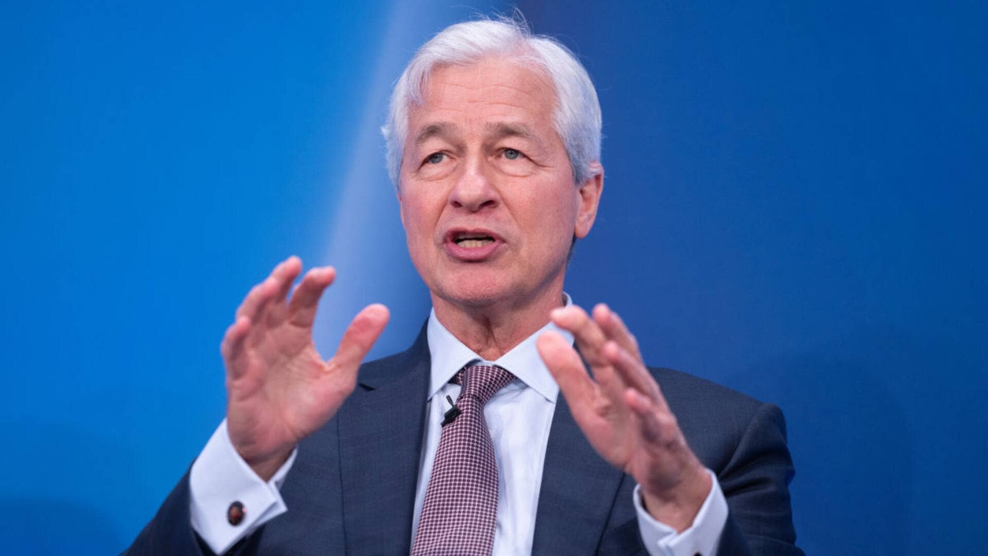 Jamie Dimon sends candid message on economy, stocks - TheStreet