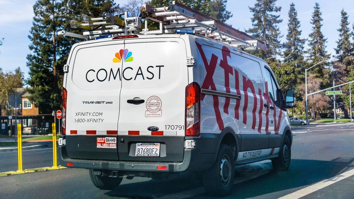 Comcast aims free offer at T-Mobile customers planning to switch