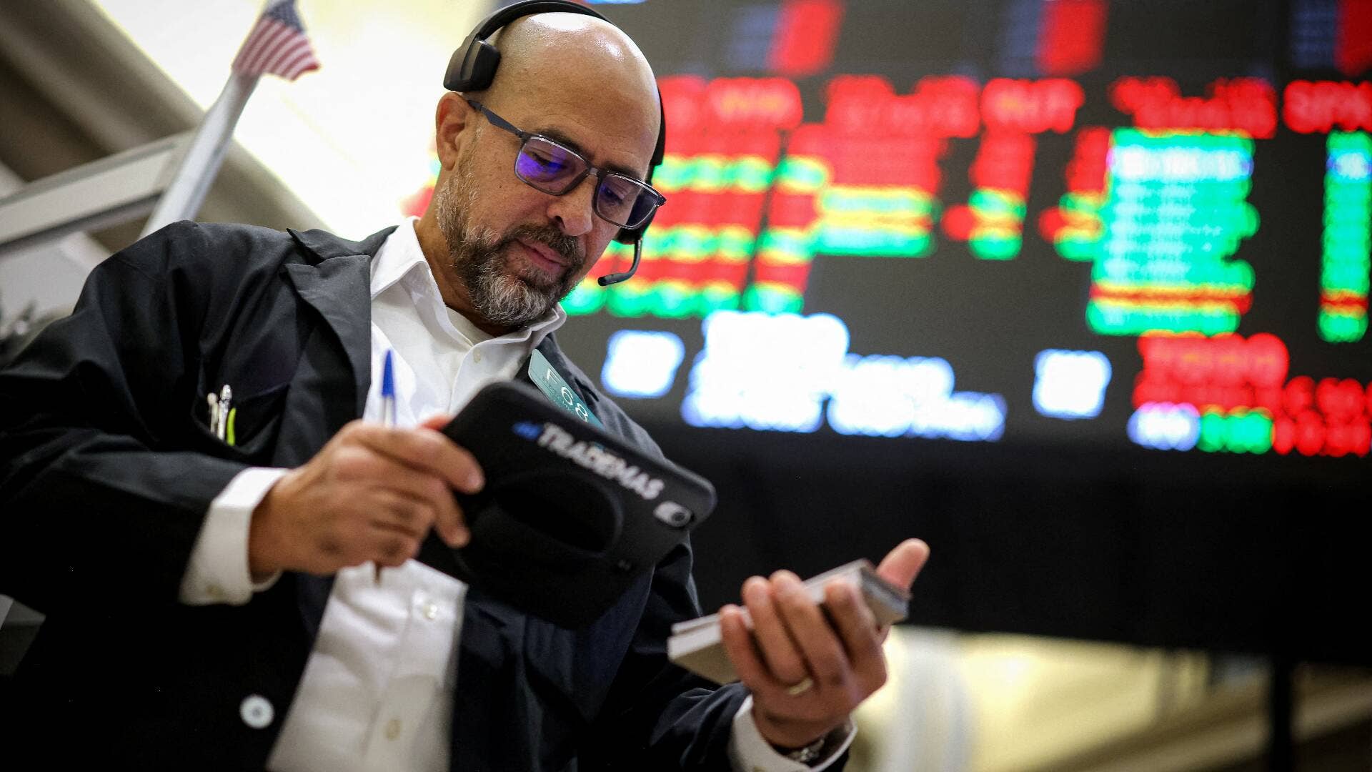 Longtime fund manager sends blunt message on P/E ratios - TheStreet