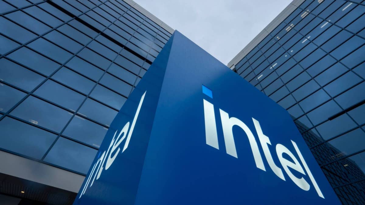 The analyst who called Intel's 100% run just reset his forecast