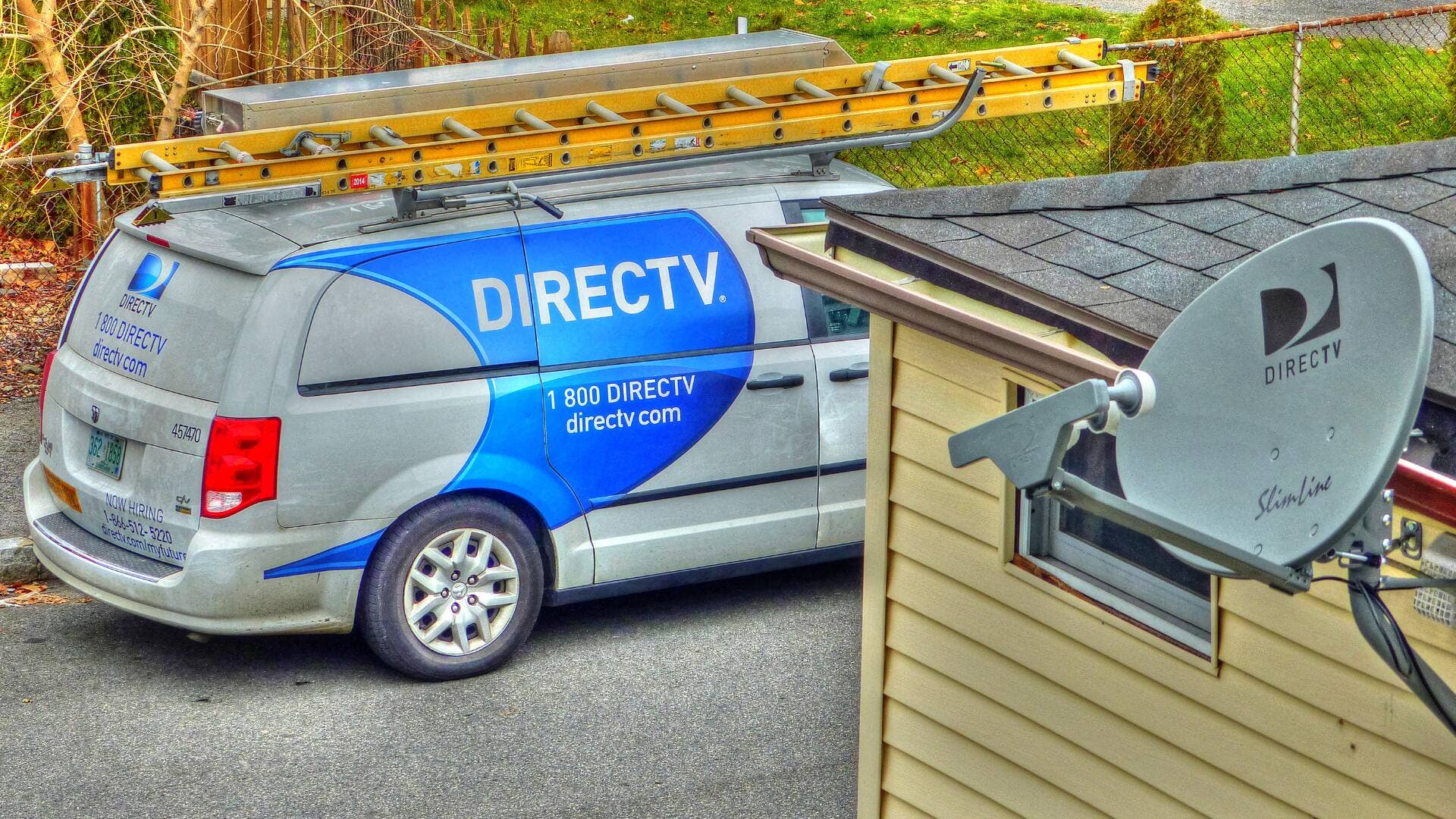 يهدد عملاء DirecTV بإلغاء الخدمة بعد التحذير الأخير