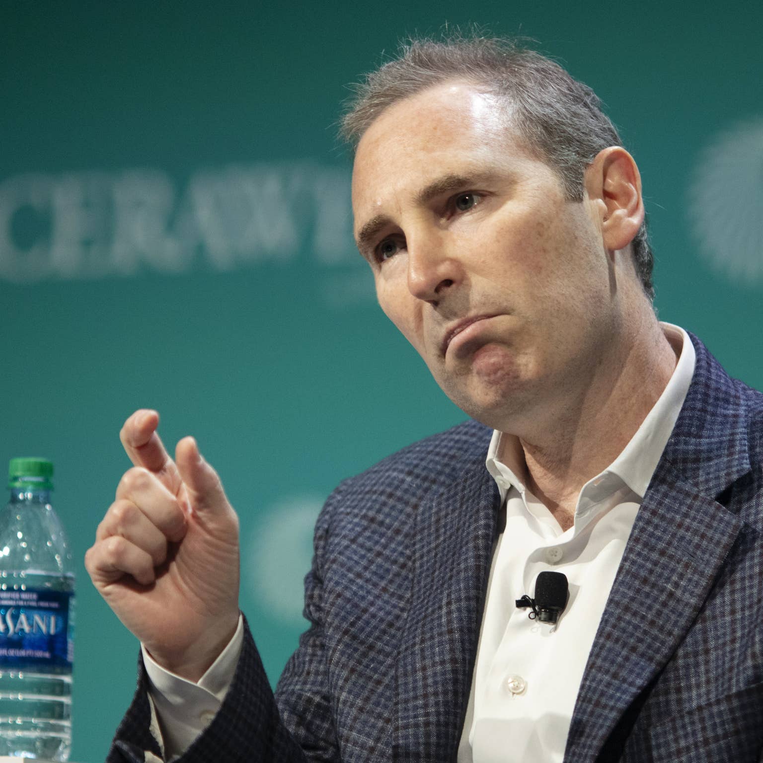 Amazon stock fires rare technical signal after $470B tumble | AMZN ...