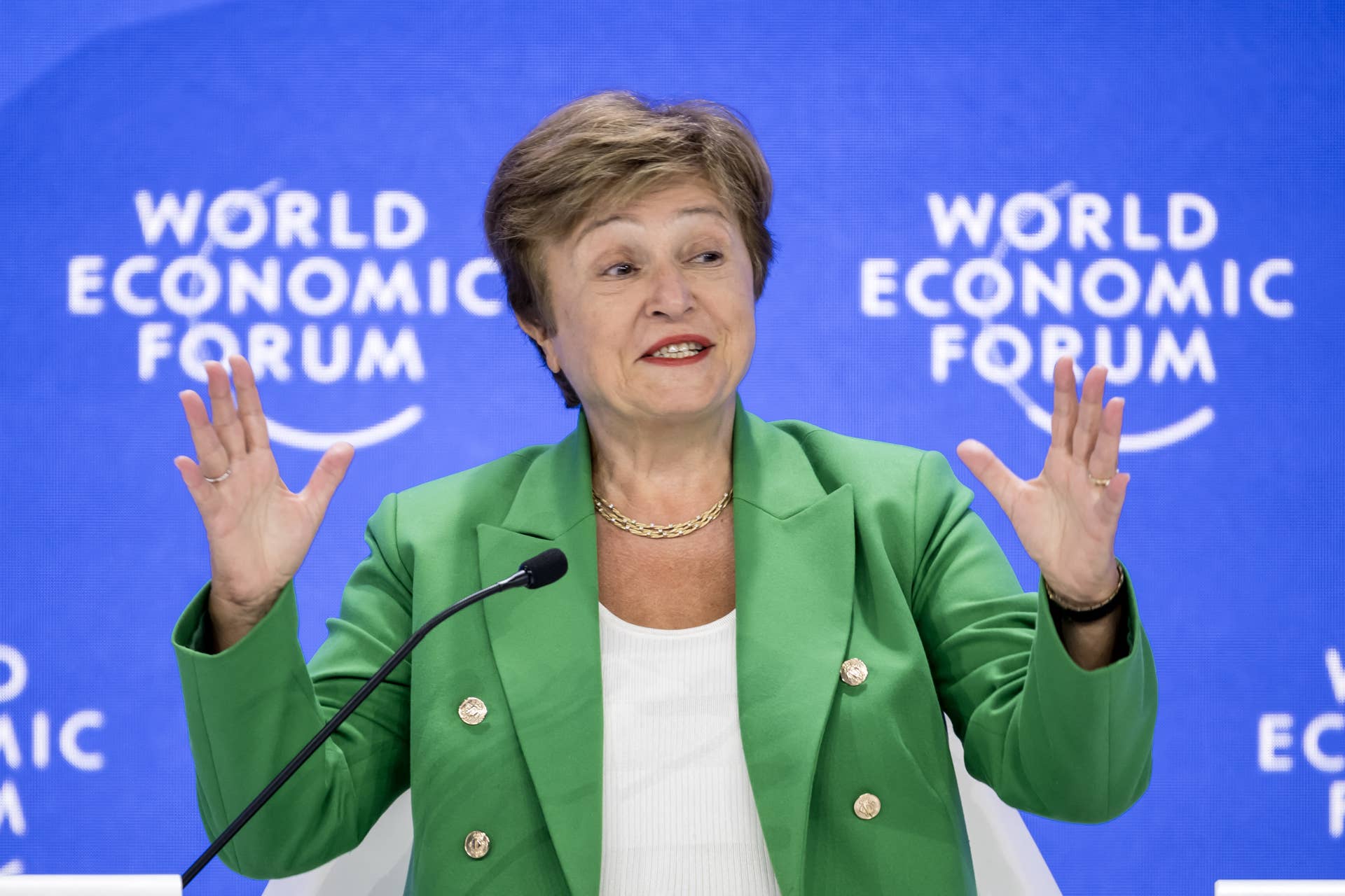IMF Says U.S. Dollar Weakness Isn’t a Warning Sign for Global System ...
