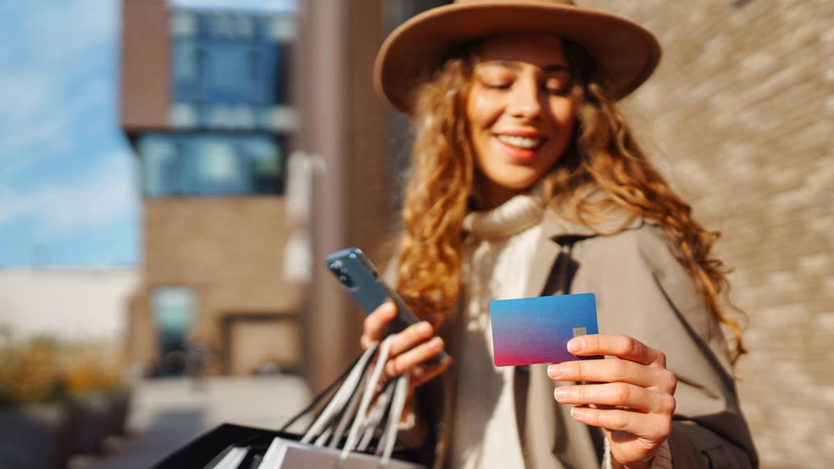 Gift card scam hits Walmart, Target, CVS, and Walgreens