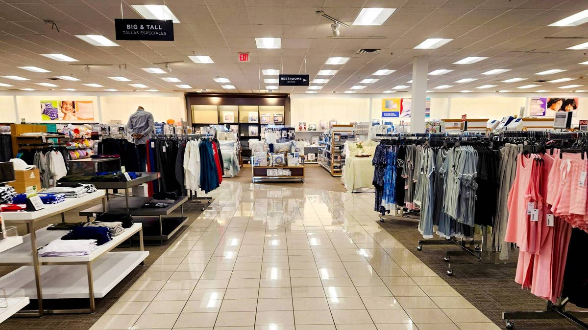 Kohl's has one last idea after 18 straight losing quarters
