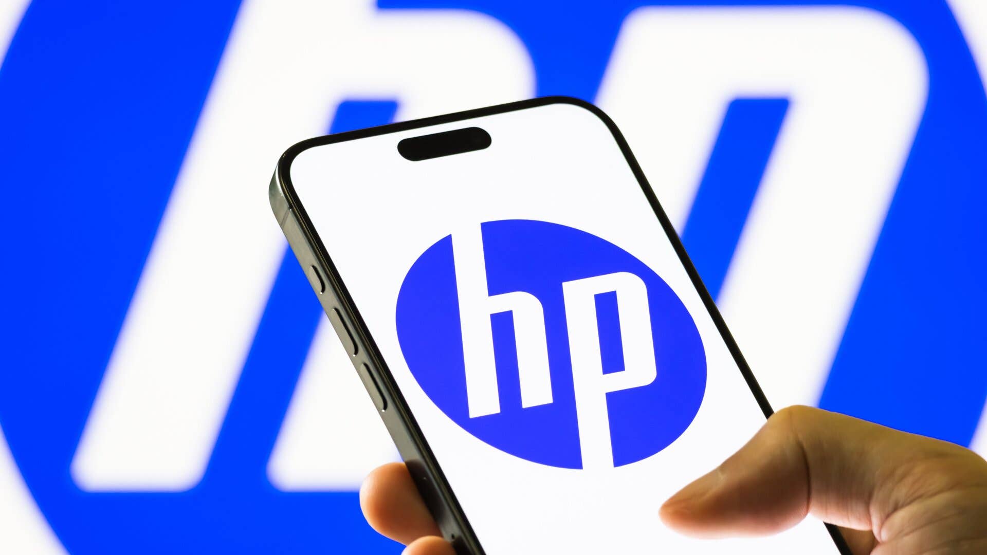 HP's $1,400 AI-enhanced laptop is 39% off at Amazon ahead of Labor Day