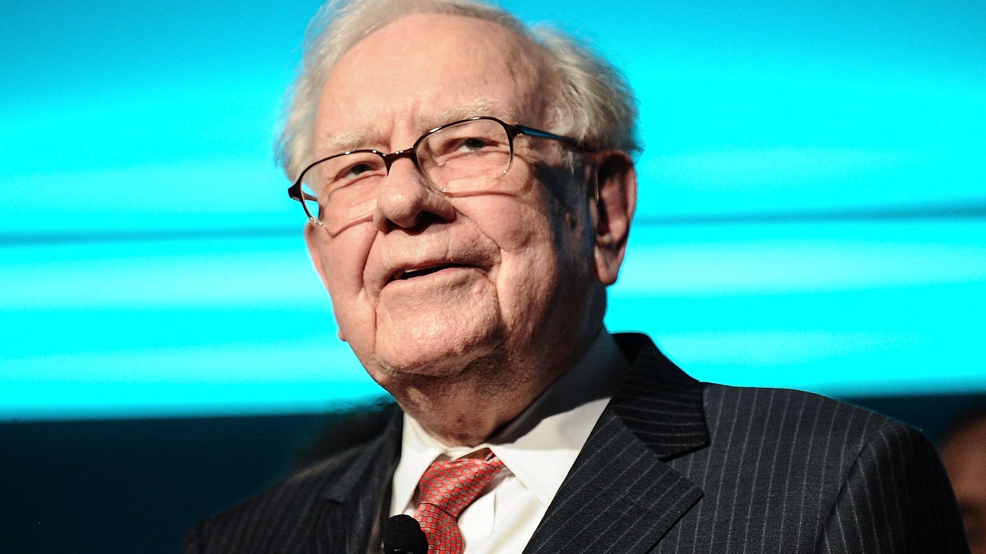 Pool Corp: Down 63%, Can This Warren Buffett Dividend Stock Recover ...