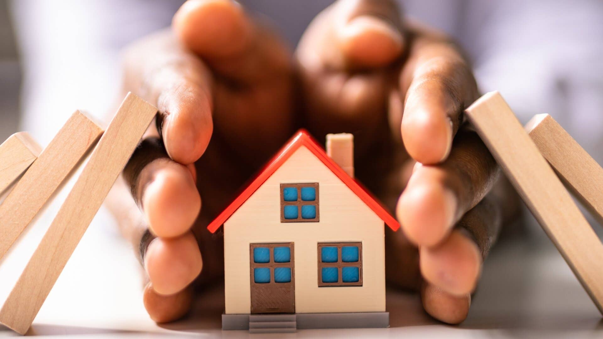 Americans get blunt message on potential housing market crash - TheStreet
