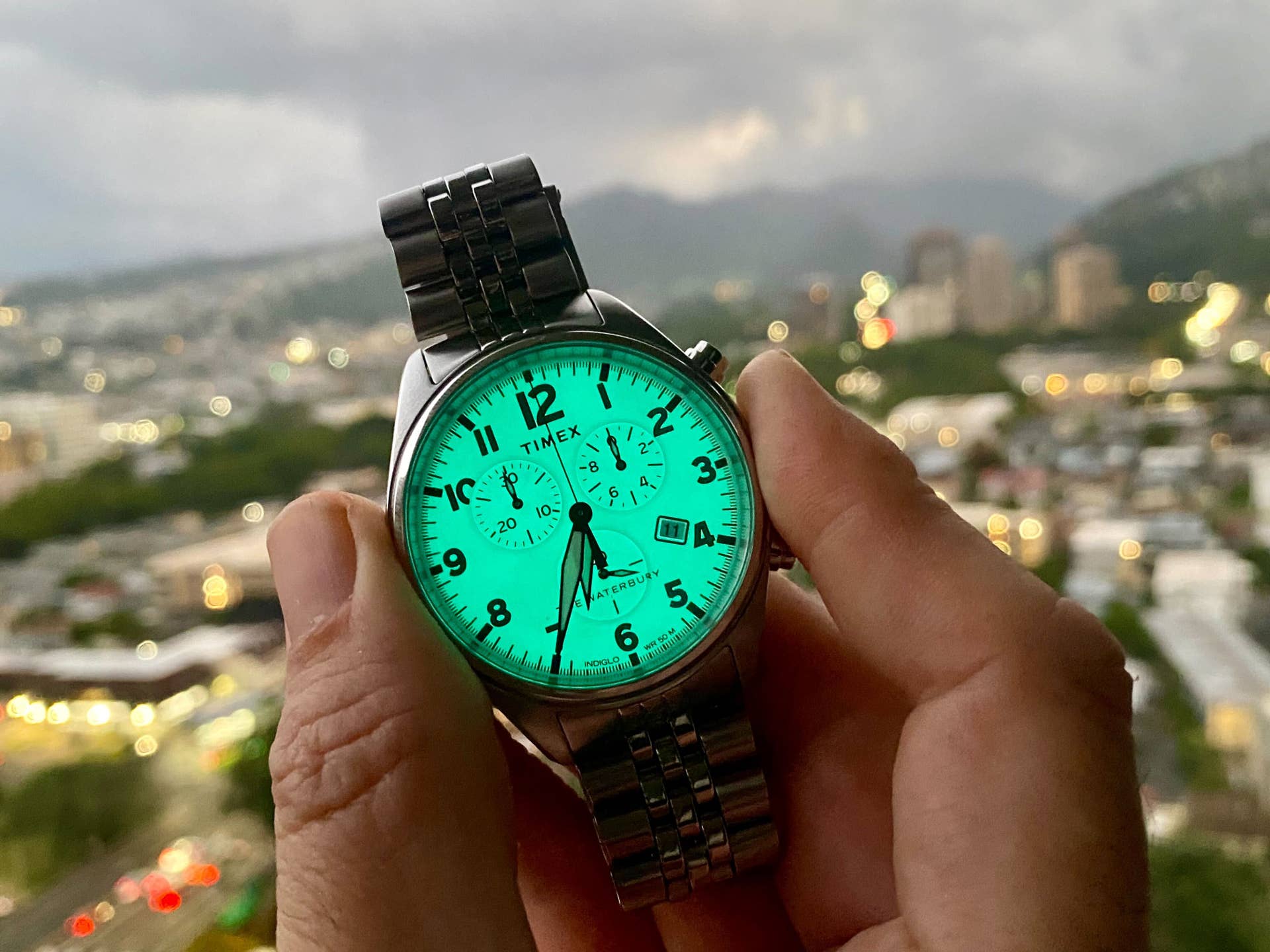 TIMEX INDIGLO CHRONOGRAPH 腕時計 Walmart is selling a Timex Indiglo chronograph for $134 - TheStreet