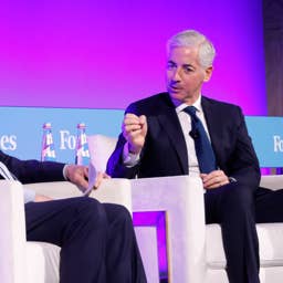 Buy 5, get 1 free? Bill Ackman's new Pershing Square fund pitch to retail comes with unique offer