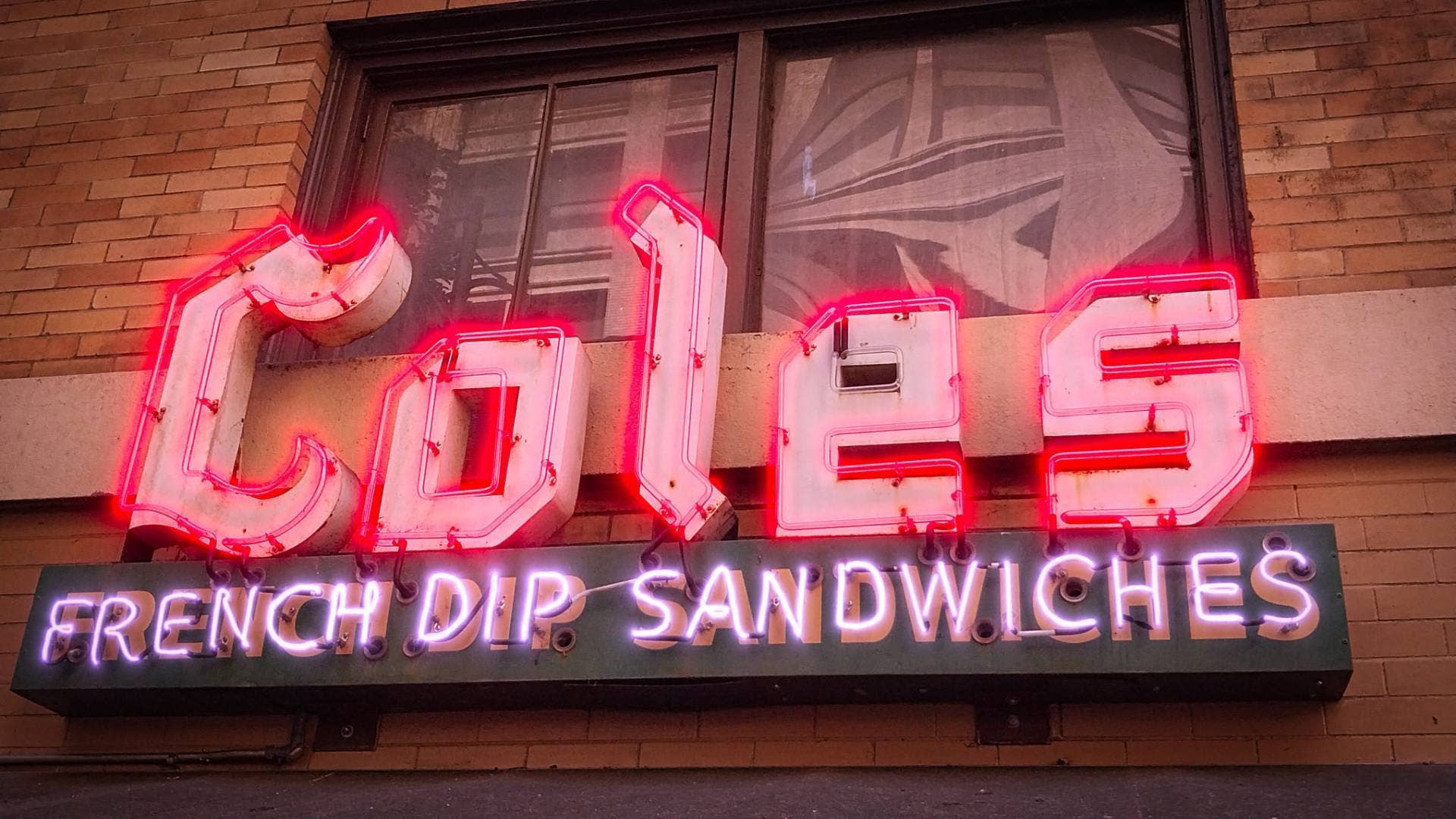 Iconic 118-year-old restaurant closing its doors forever - TheStreet