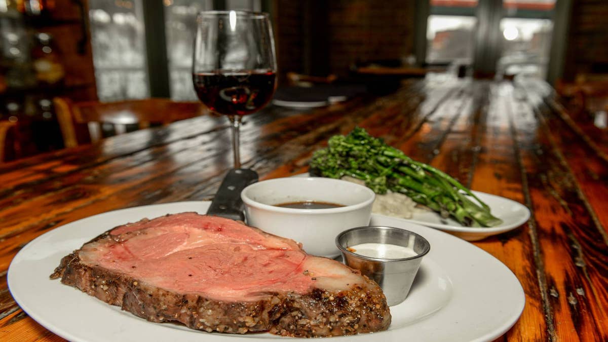 38-year-old beloved steakhouse chain closing over 40 locations - thestreet.com