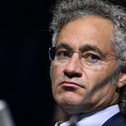 Veteran analyst drops bold take on Palantir Anthropic situation