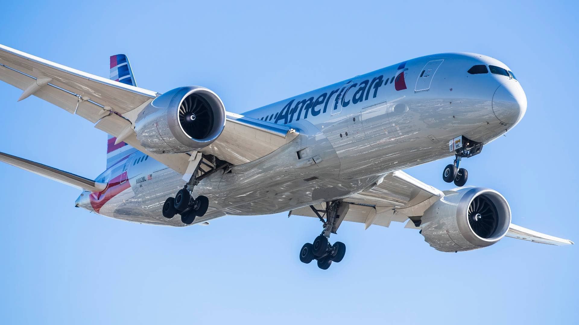 American Airlines Restarts Flight to Banned Cruise Destination