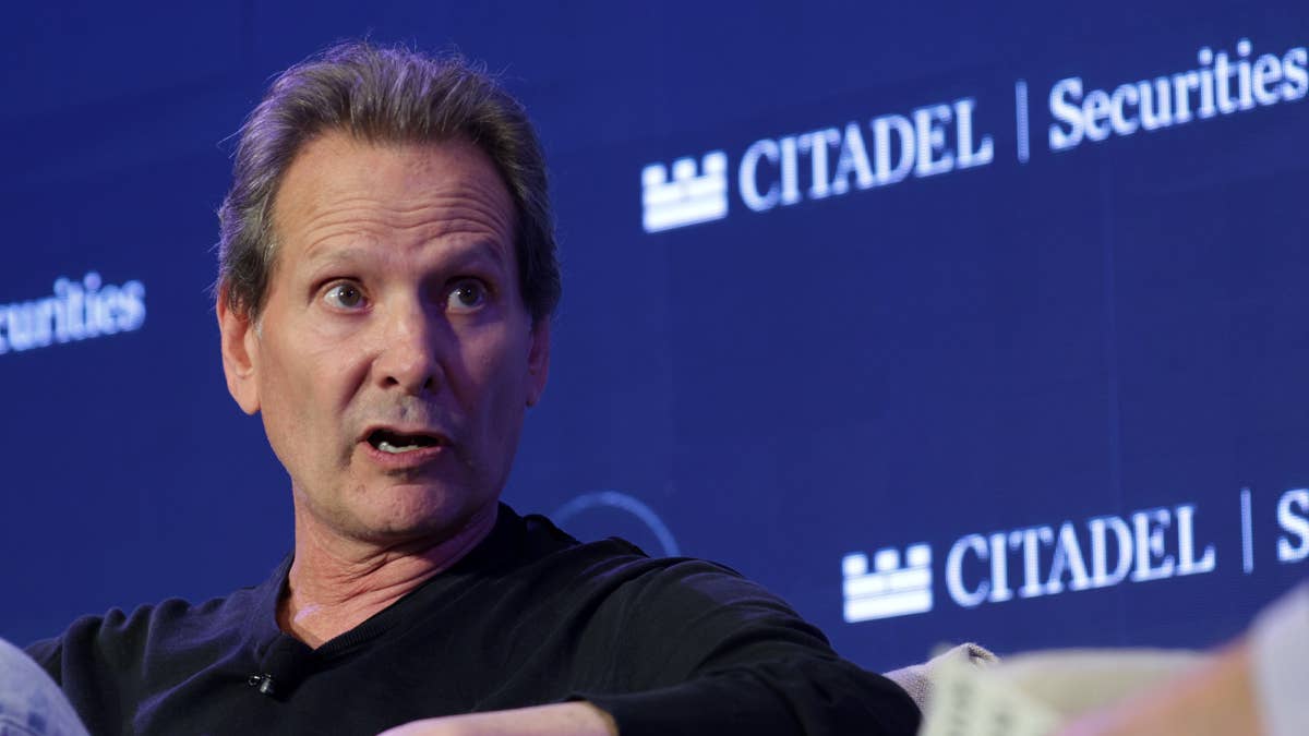 Verizon CEO says it’s time to stop treating customers this way