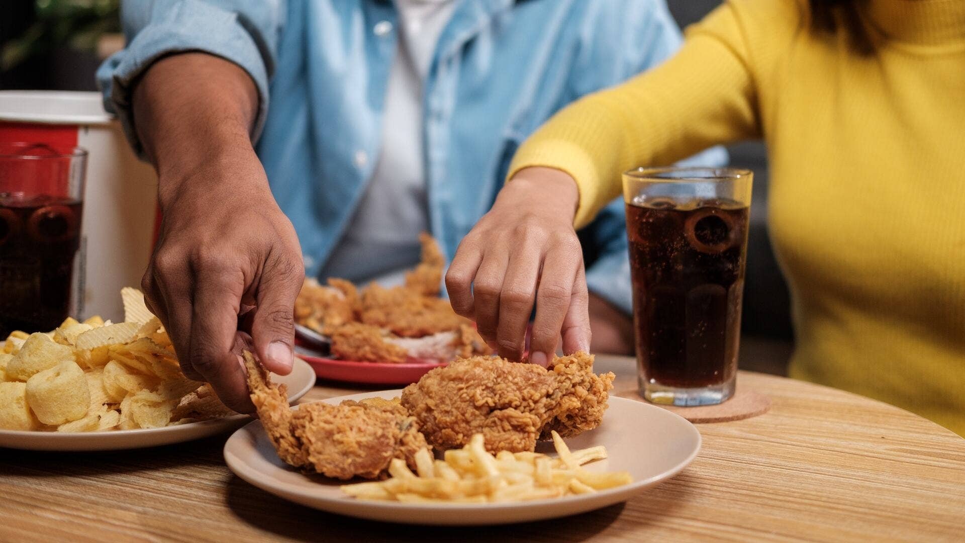 57-year-old celebrity fried chicken chain down to 1 location - thestreet.com