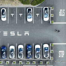 Tesla analysts get nervous heading into Q1 print