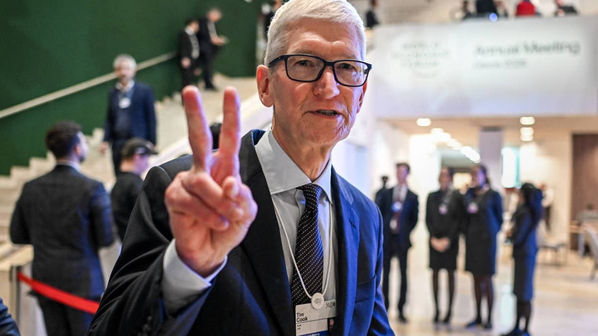 Apple stock sees stunning Wall Street twist before earnings