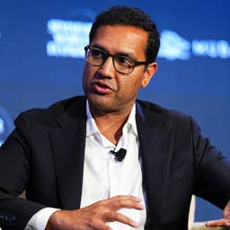 Major mortgage lender sounds an alarm on economic outlook