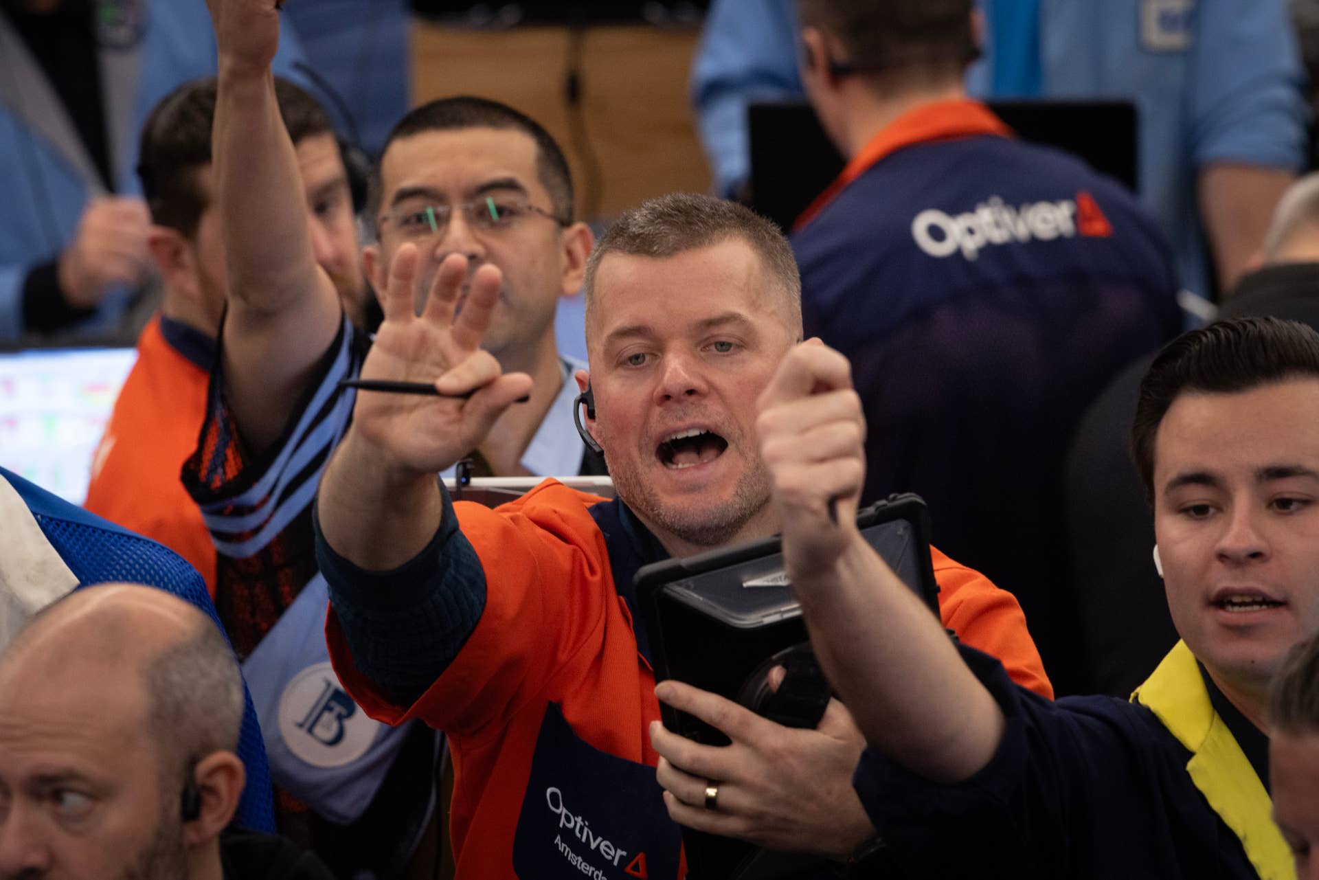 Veteran analyst delivers surprise message on tech stocks - TheStreet