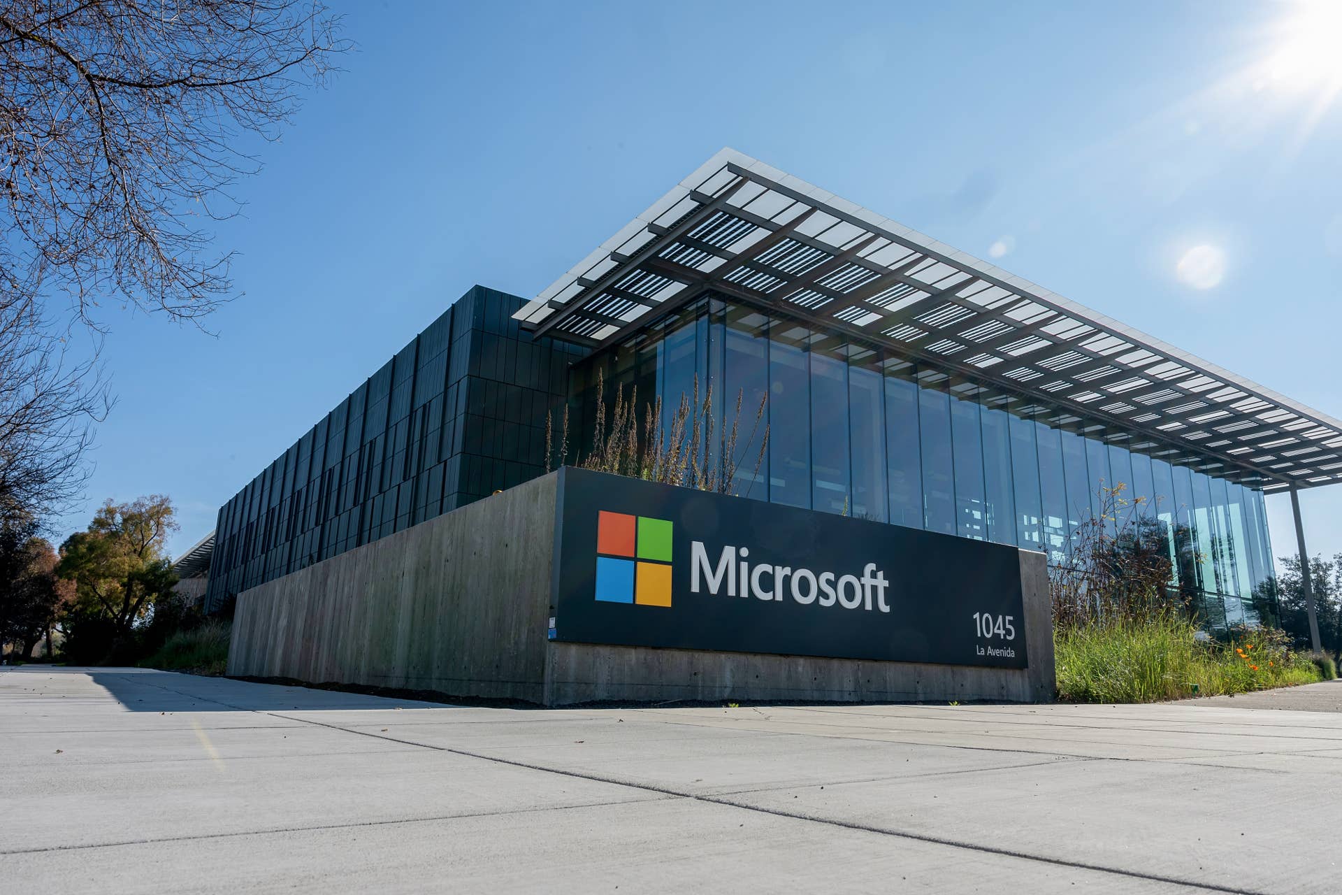 How many employees does Microsoft have in 2026? - TheStreet