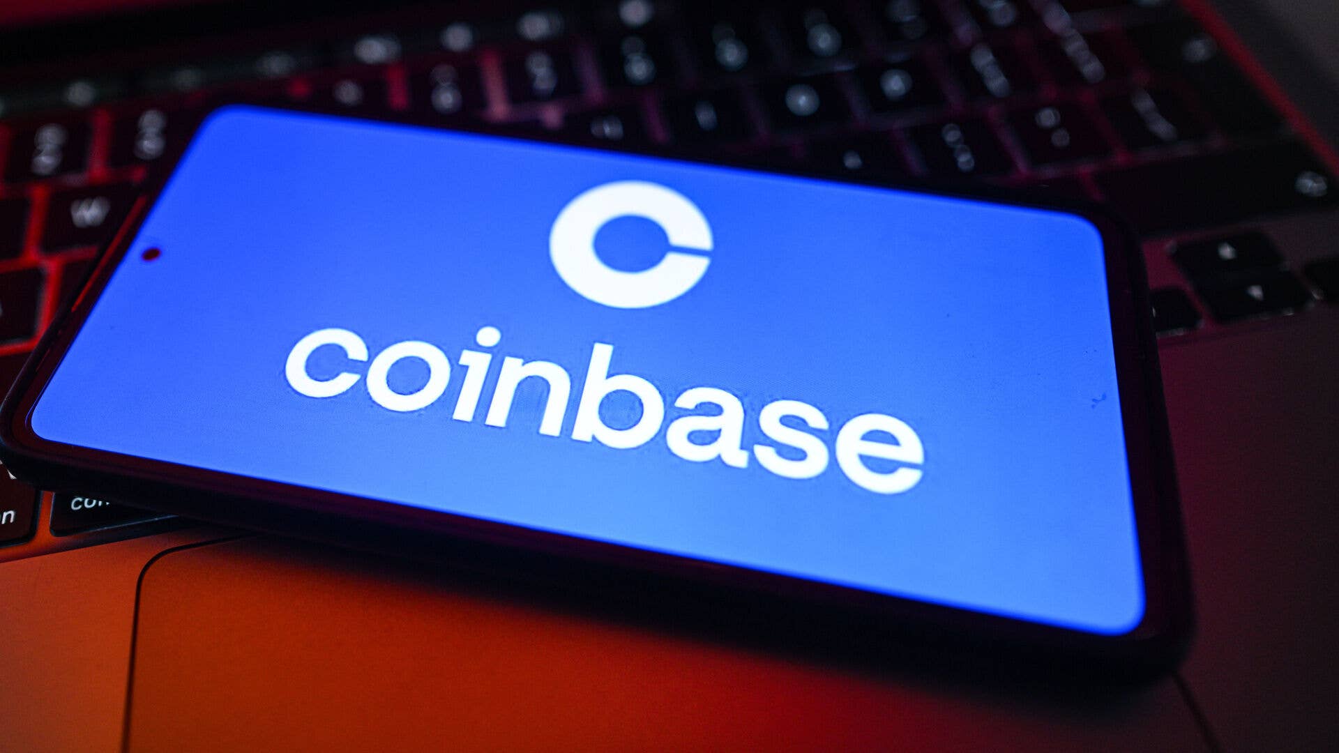 Coinbase CEO announces major restructuring before earnings | COIN ...