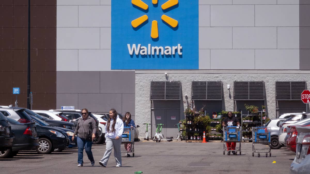 Walmart's top-rated 'unbreakable' 32-piece dinnerware set is on sale for $30