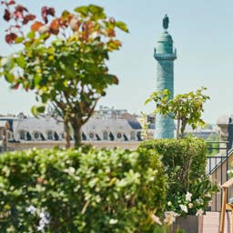 Three luxury hotels in Paris lose top palace classification