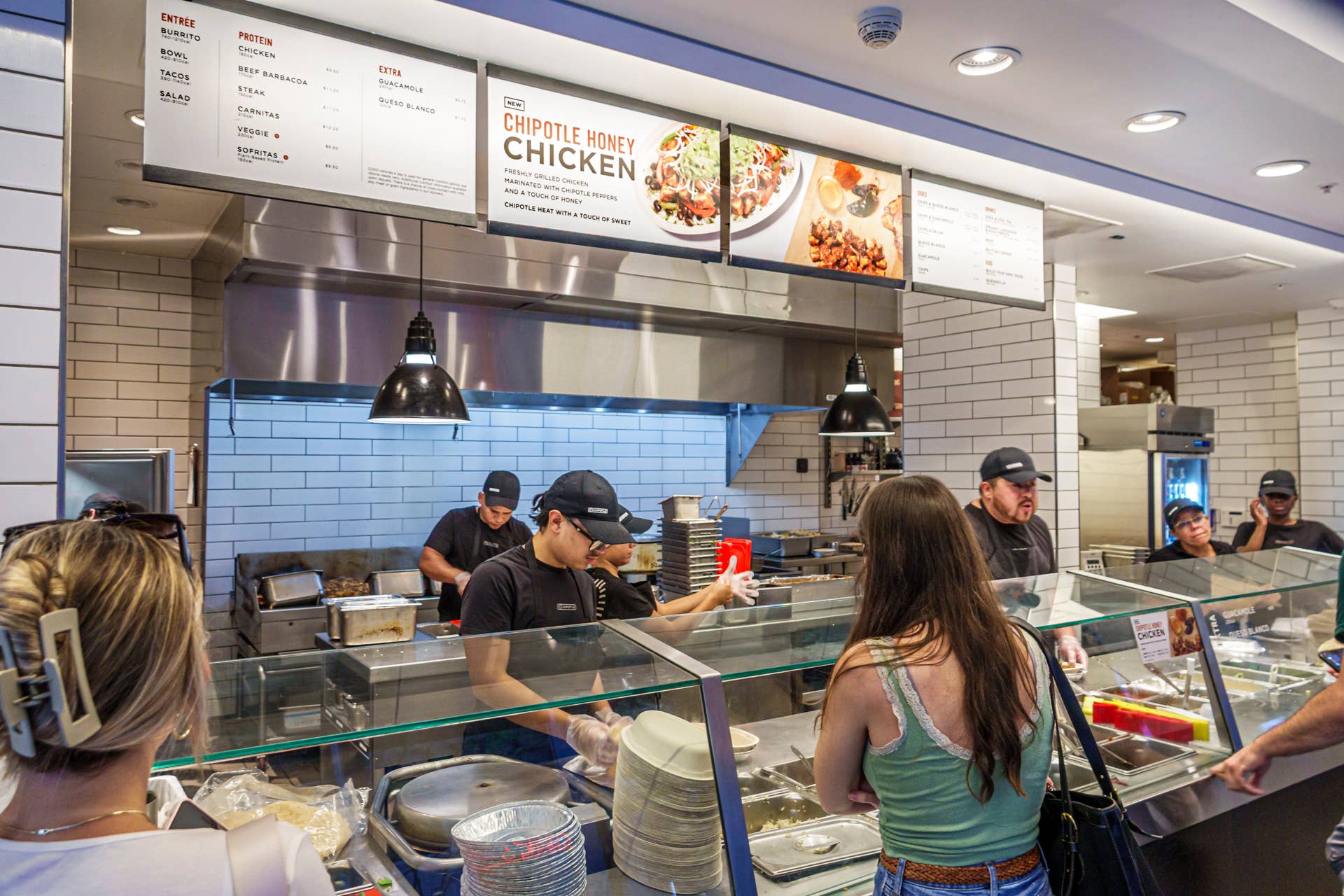 Chipotle's menu adds a trendy ingredient - TheStreet