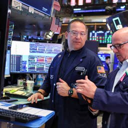 Beat the S&amp;P 500 — here’s the strategy investors are switching to