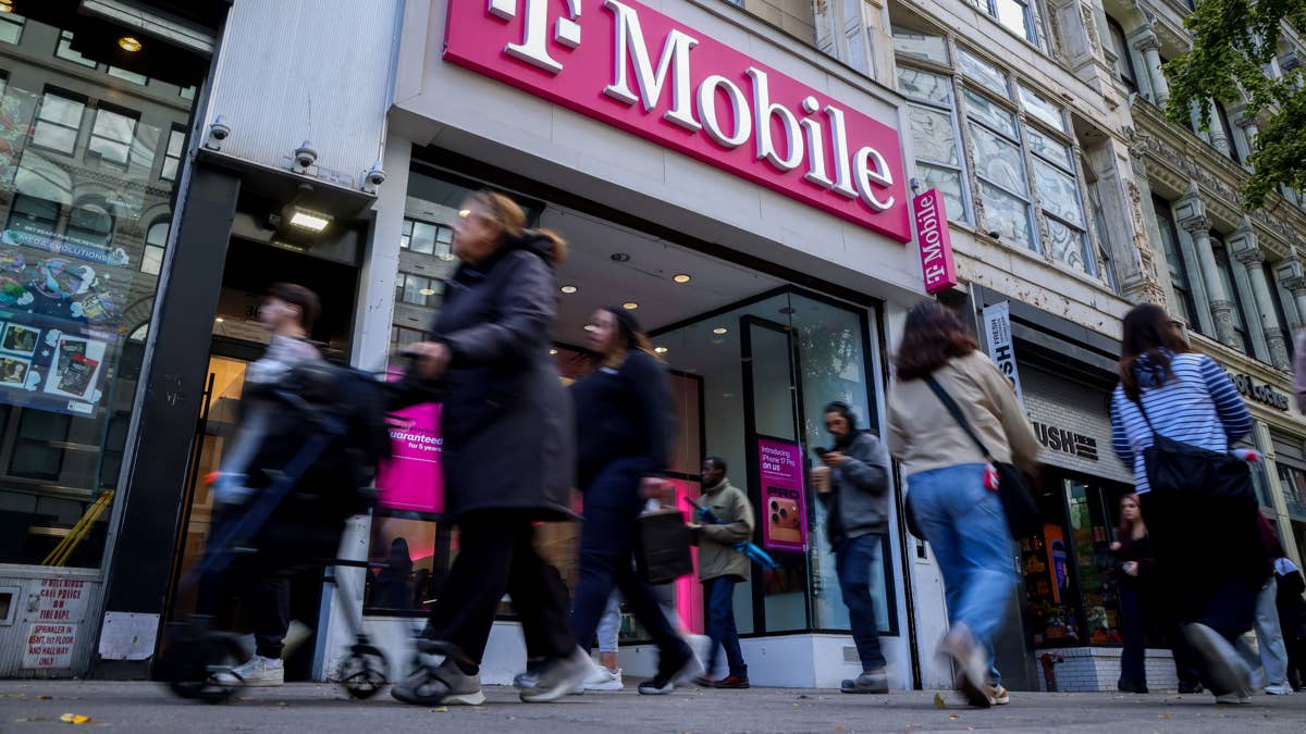 T-Mobiles hiring efforts take an unexpected turn after layoffs